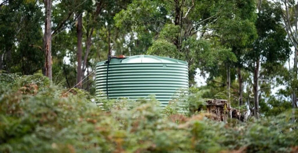 Australian-made poly tank designed for harsh outdoor conditions
